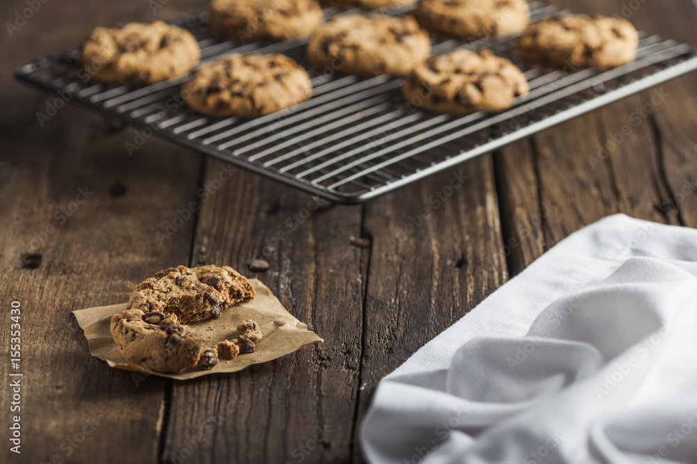 Fototapeta premium Cookies on a cooling rack over a marble table