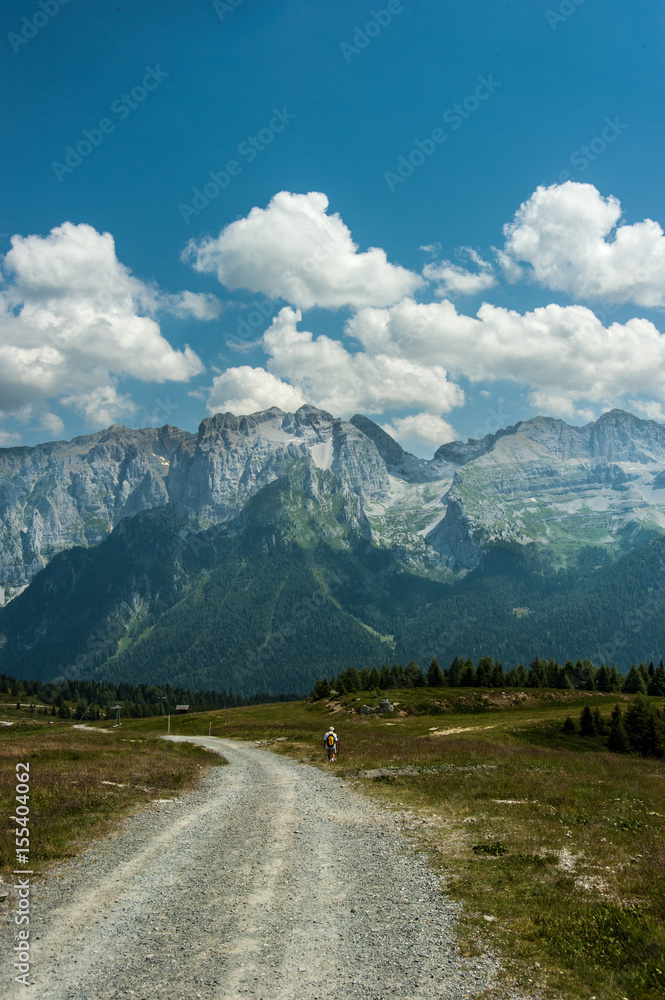 Φωτογραφία Madonna di Campiglio, Brenta, Dolomites, Trentino Alto Adige, Italy, Europe