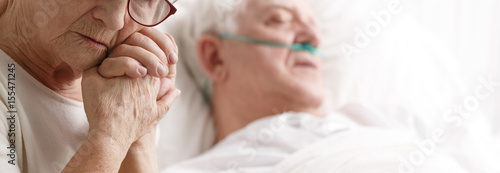 Photos Dying patient and his wife