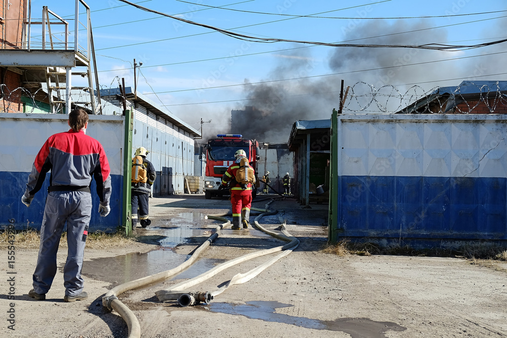 Fototapeta premium the fire in the warehouse
