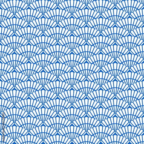 Pattern with scallop