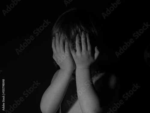 Quadro su tela Sad child crying
