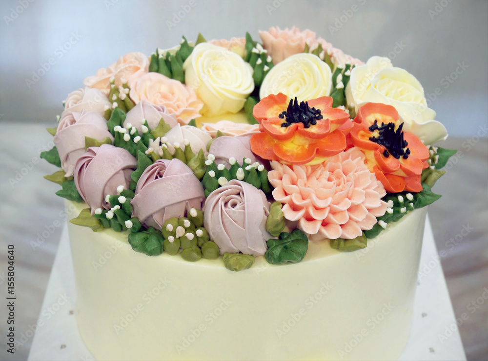 Pretty cake decorations with sweet color flower topper Stock-Foto