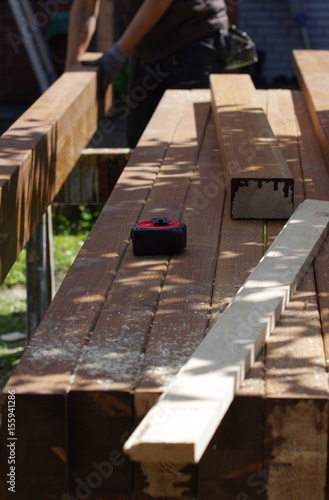 Terrassenüberdachung - Pergola aus Holz montieren