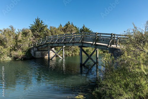 Pont en bois dans les marais d'Olonne