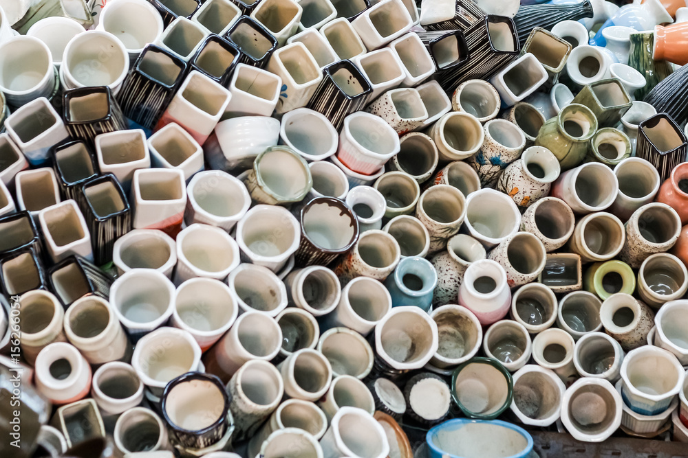 Plenty of vases for sale in the market Plenty of vases for sale in the market