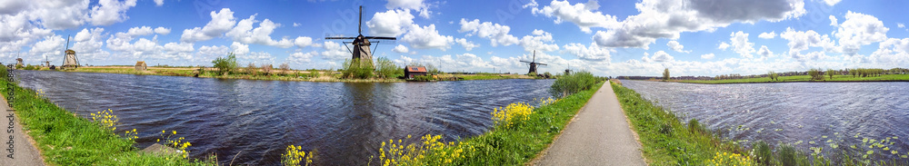 Kinderdijk windmills, panoramic view - The Netherlands Kinderdijk windmills, panoramic view - The Netherlands