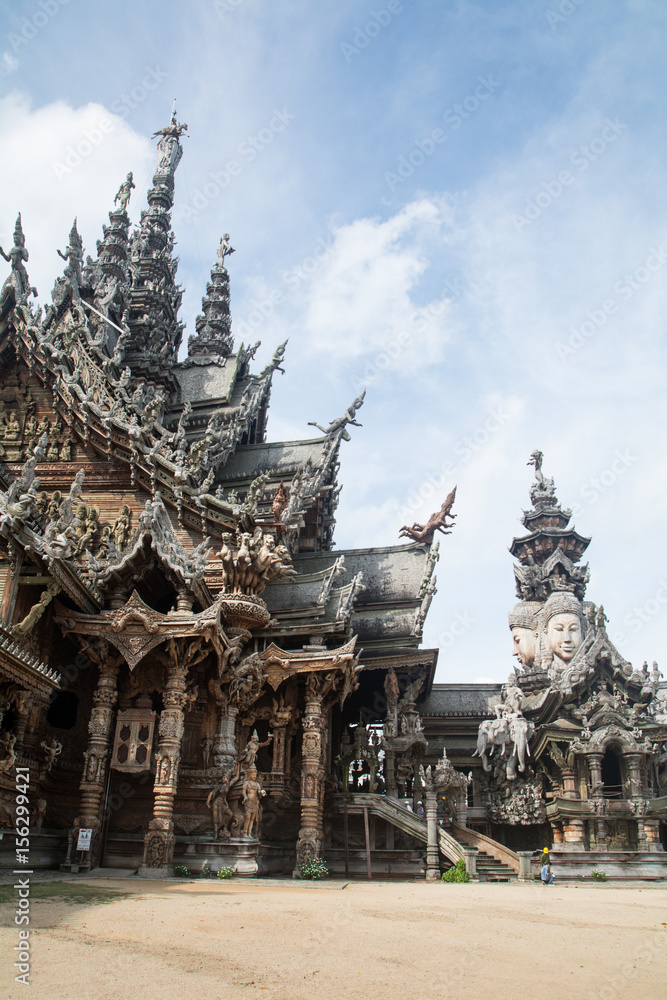 Details of Sanctuary of Truth temple (Prasat Satchatham),handmade reliefs and sculptures, Pattaya, Thailand Details of Sanctuary of Truth temple (Prasat Satchatham),handmade reliefs and sculptures, Pattaya, Thailand