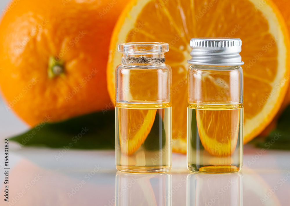 Orange aroma oil and fresh orange Orange aroma oil and fresh orange