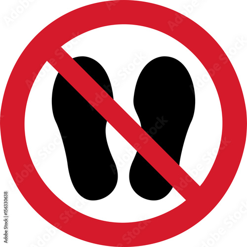 ISO 7010 P024 Do not walk or stand here