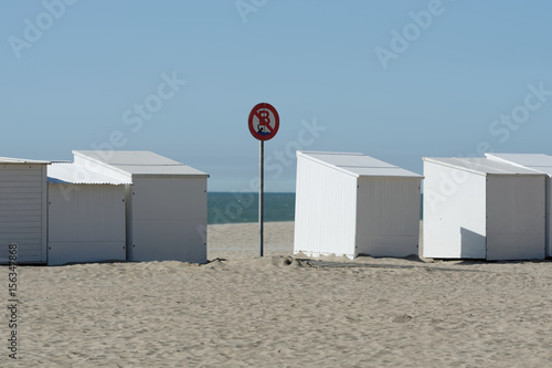 panneau de baignade interdite photo