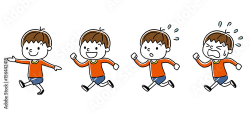 男の子：歩く、走る