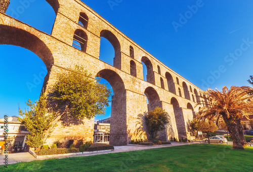 Fotótapéta Ancient aqueduct landmark in Kavala city, Greece