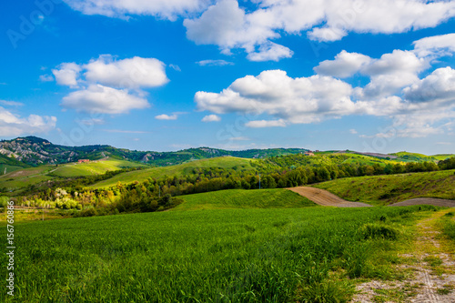  Beautiful Tuscany landscape, Italy  © cone88