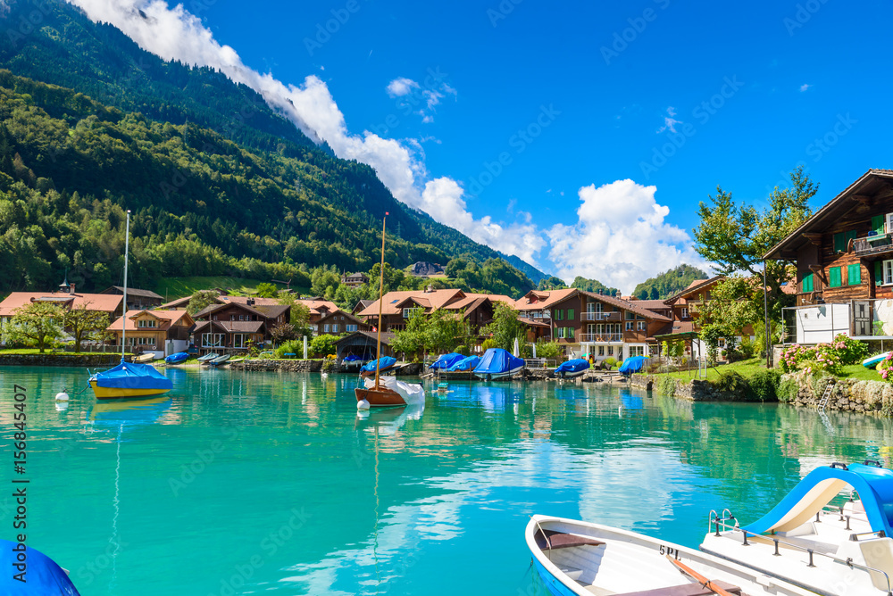 Fototapeta premium Bay of Lake Brienz at Village Iseltwald - beautiful lake in the alps at Interlaken, Switzerland