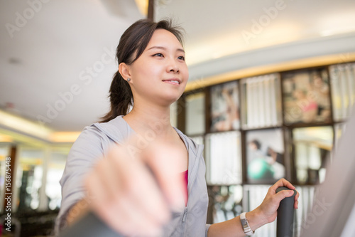 Free Download  Asian woman running with machine walking - GFXLoad