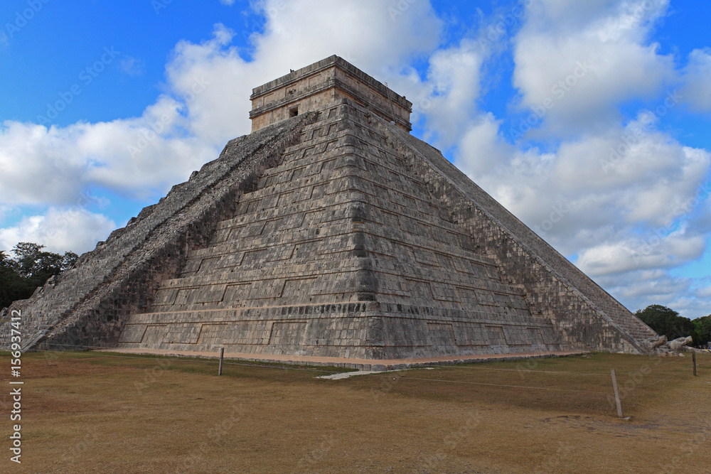 El Castillo temple, Chichen Itza El Castillo temple, Chichen Itza