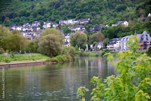 Panorama miasta Cochem na rzece Moselle  Niemcy