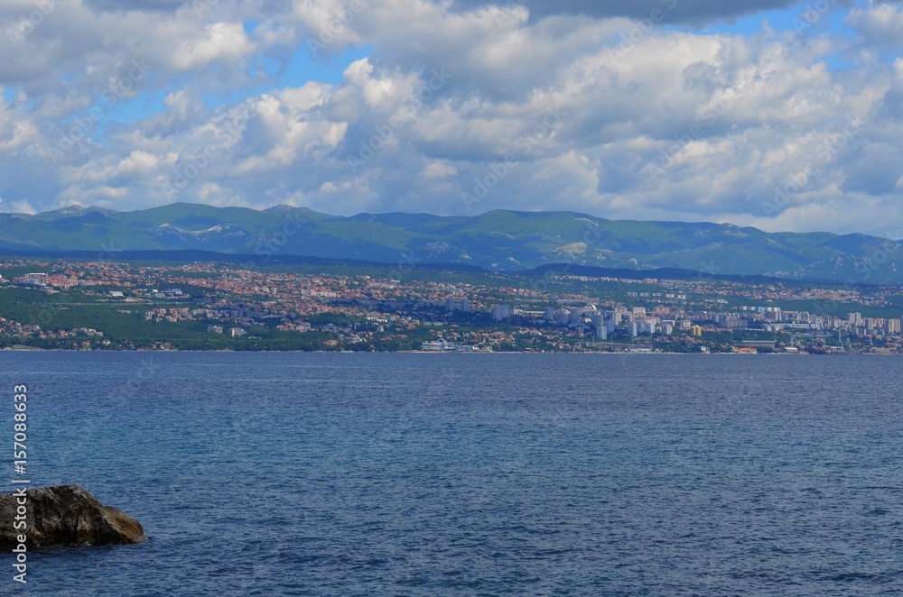 Ferner Blick auf Rijeka