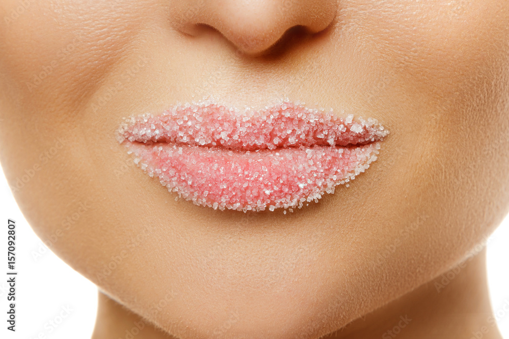 Naklejka premium Kobiece usta z cukrem