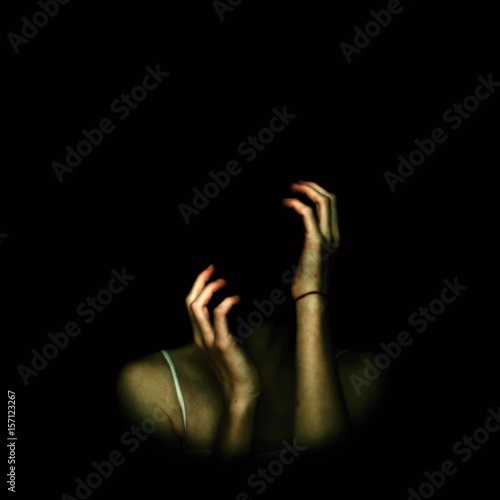 Woman without face.