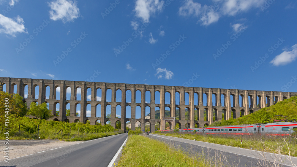 Valle di Maddaloni (Caserta, Italy) - Acquedotto Carolino