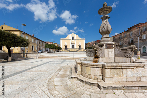 Foto Cerreto Sannita (Benevento, Italy) - Collegiata San Martino and Delfini Fountain