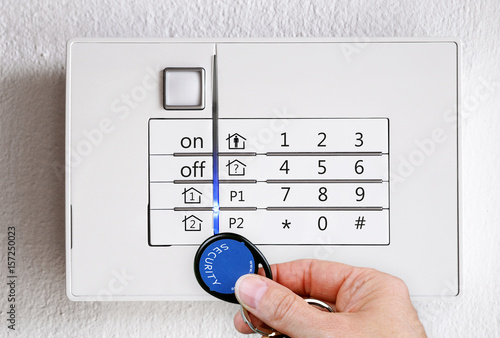 Aktivieren der Alarmanlage