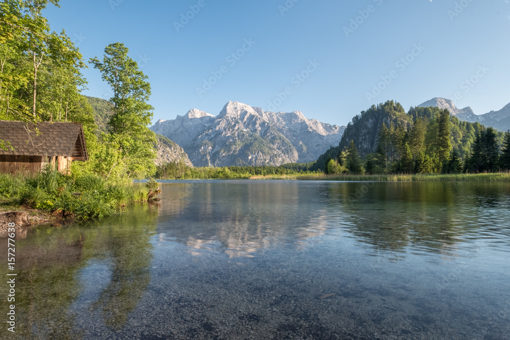 Obraz premium The Almsee lake in the austrian apls