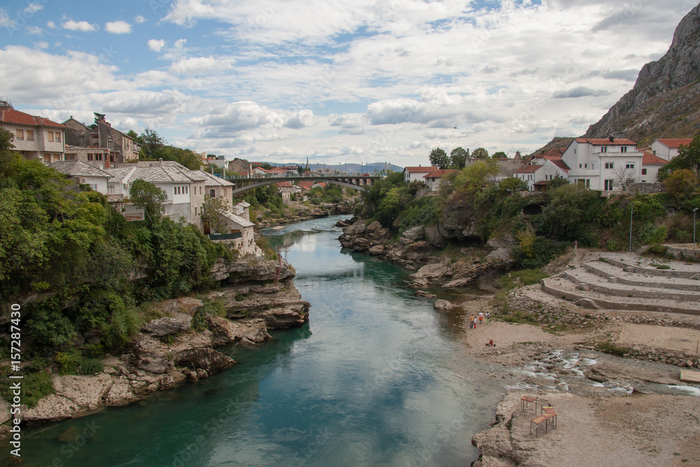 Mostar, Bosnien, auch mit Brücke