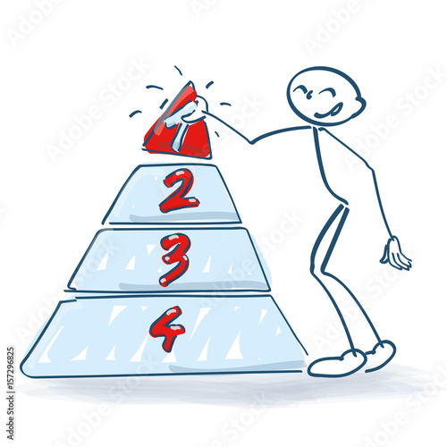 Strichmännchen mit einer Pyramide und Zahlen