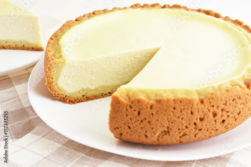 Finnish cottage cheese pie