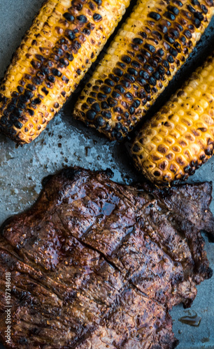 Valokuva Grilling Steak and Corn