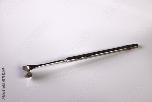 Photos retractor
