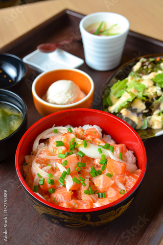 Chirashi salmon photo