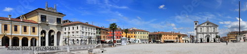 Panorama des Hauptplatzes ("Piazza Grande") von Palmanova / Friaul / Italien