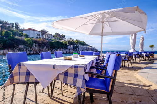 sidewalk restaurant