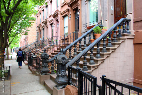 Brownstones à Harlem (New York - USA) © Brad Pict