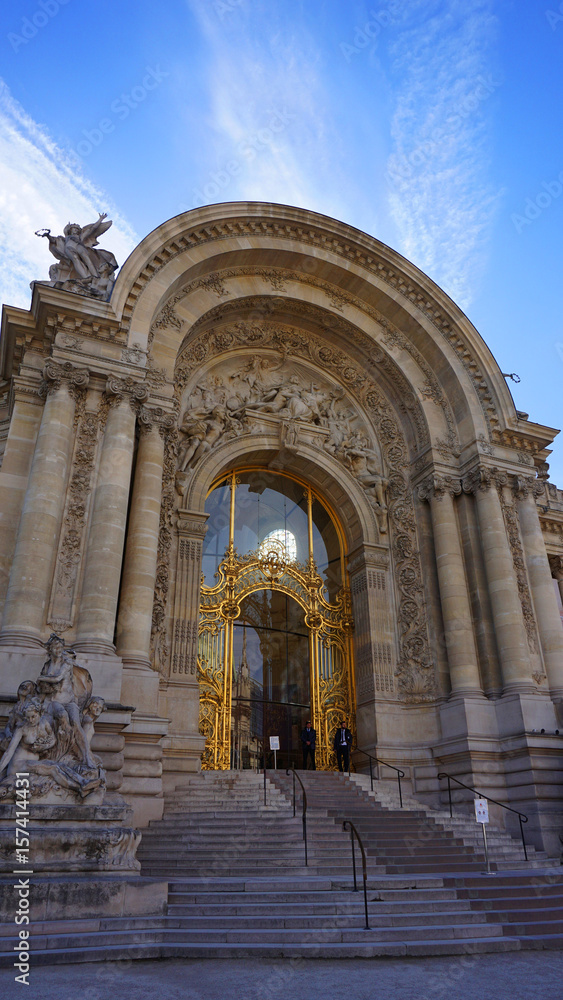 Obraz premium Photo of famous Petit Palais on a spring morning, Paris, France