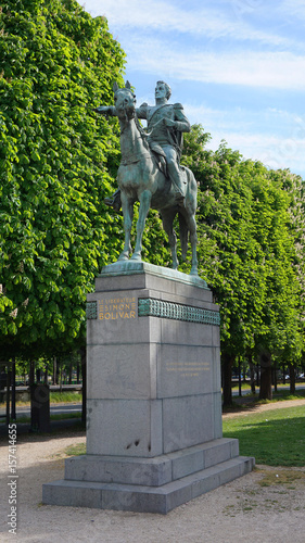 Photo of statue de Marquis de Lafayette, Paris, France photo