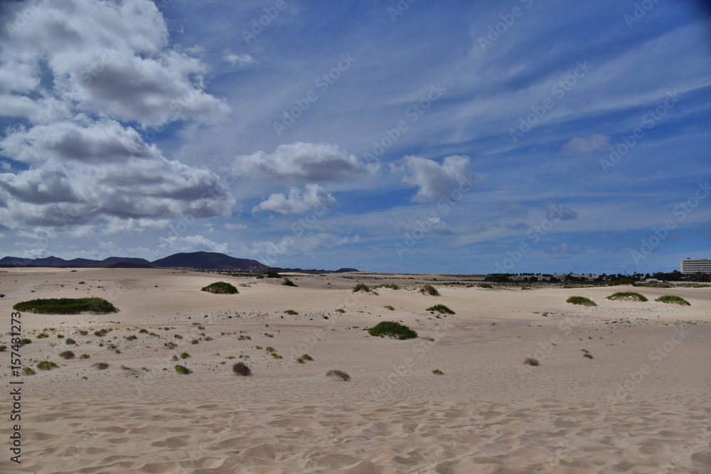 Die Sanddünen von  Fuerteventura von den Kanarischen Inseln