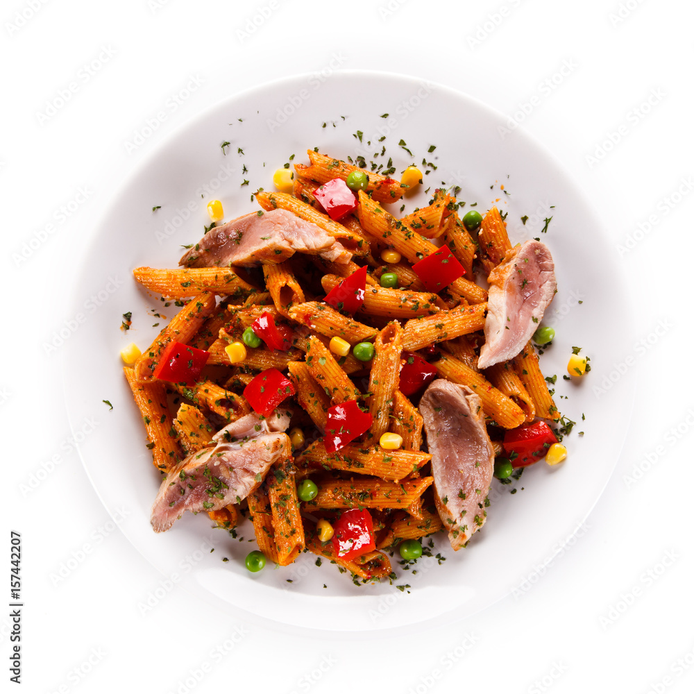 Pasta with meat and tomato sauce