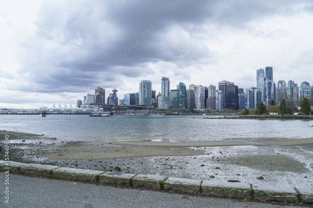 The beautiful skyline of Vancouver - VANCOUVER - CANADA - APRIL 12, 2017