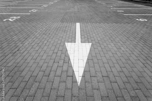 Obraz na płótnie Arrow w salonie