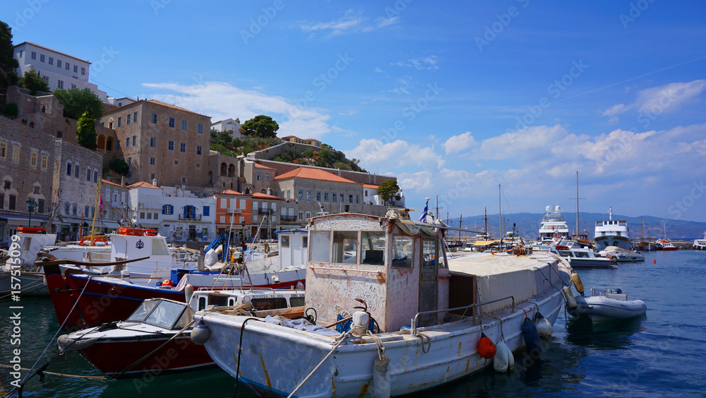 Obraz premium Photo of picturesque island of Hydra on a spring morning, Saronic Gulf, Greece
