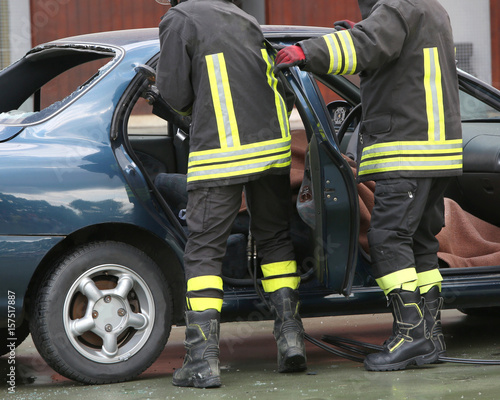Firefighter training to extract trapped man in the car