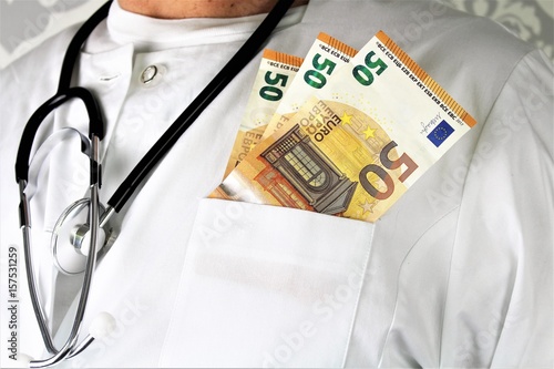 An Image of a corrupt doctor with money