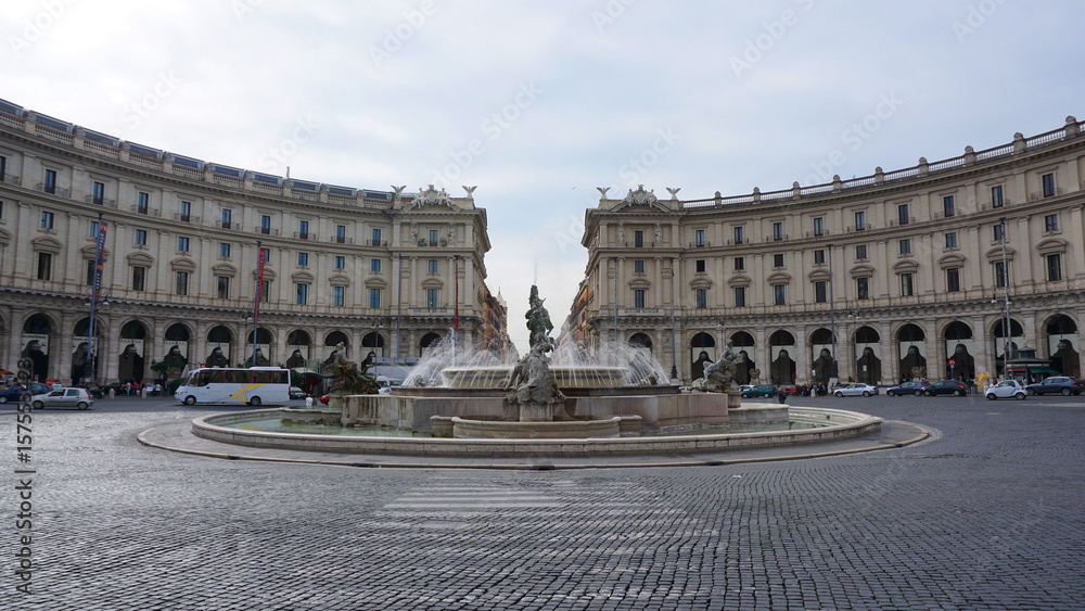 Fototapeta premium Photo from iconic city of Rome on a lovely morning, Italy