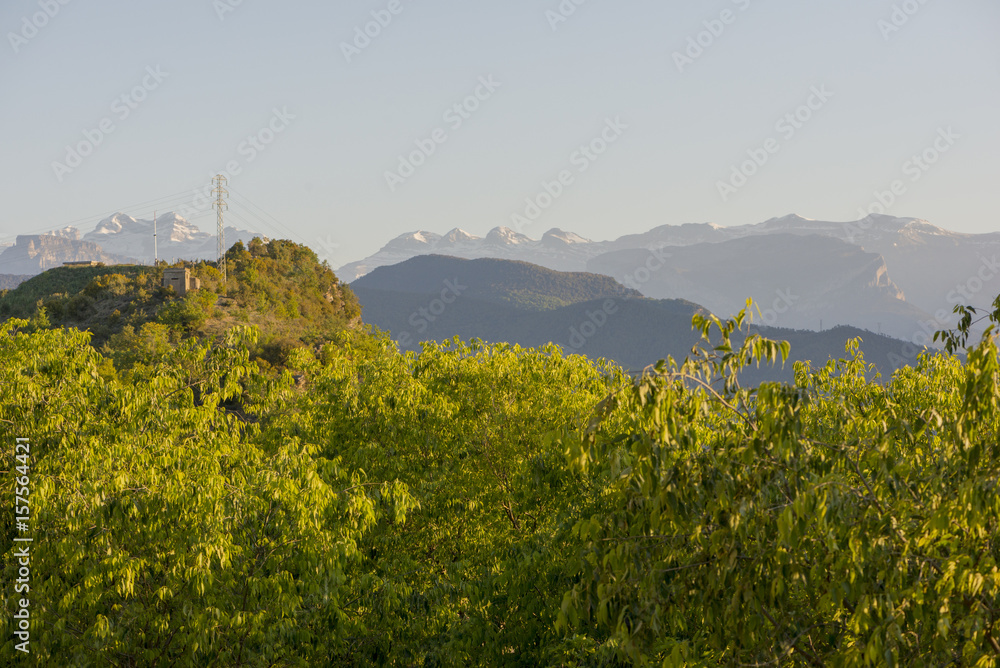 Naklejka premium By the town of Ainsa in the province of Huesca