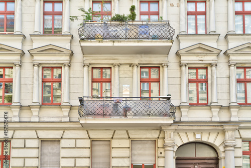 Canvas Print beautiful old house with stucco in Berlin , Kreuzberg